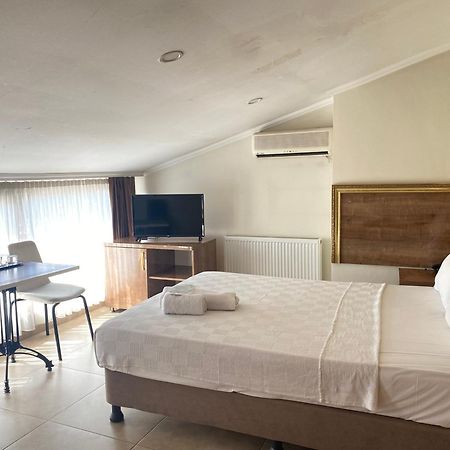 Hotel Real Life Provincia di Provincia di Istanbul Esterno foto