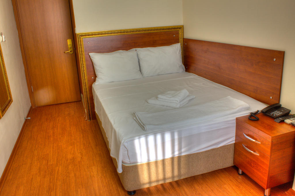Hotel Real Life Provincia di Provincia di Istanbul Esterno foto